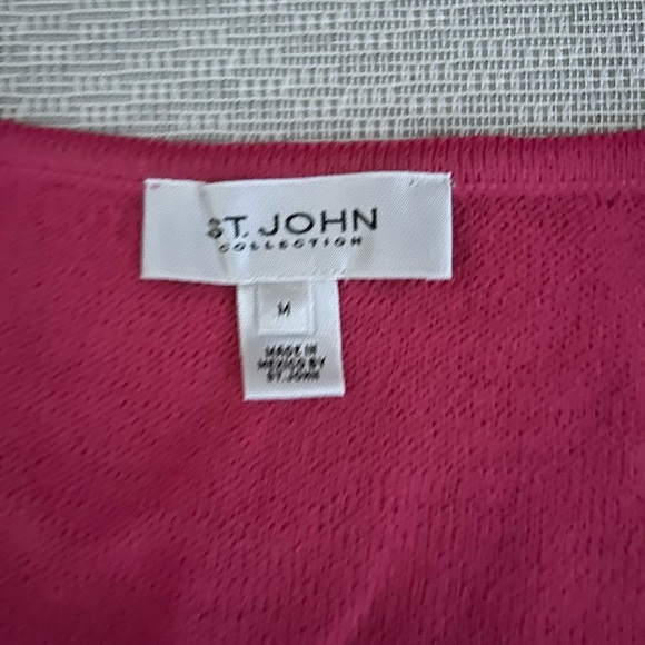 St John in pink - Picture 1 of 3